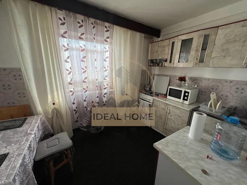 Nicolina - 3 Camere Decomandat - Etaj 3 - 75 Mp - Bloc 1986 - foto 8