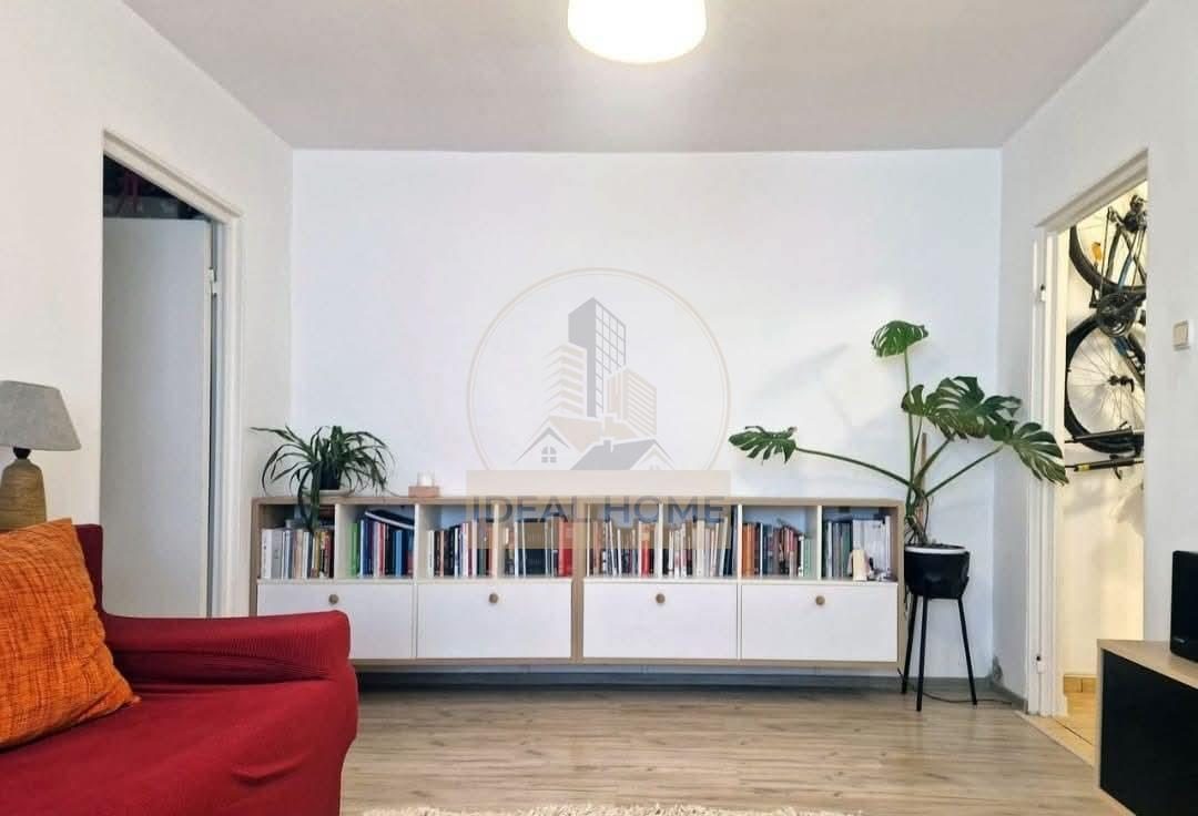 Apartament cu 3 camere etajul 2 Alexandru cel Bun - foto 3