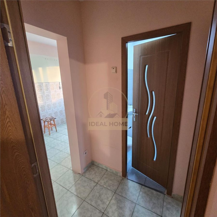 Apartament cu 2 camere decomandat Alexandru cel Bun - foto 6