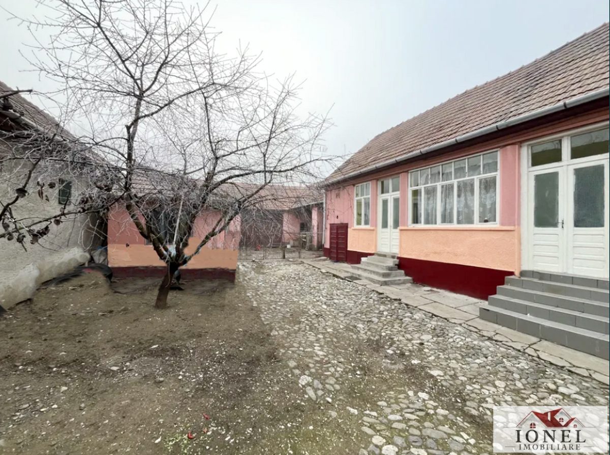 Vanzare casa in Ighiu - 