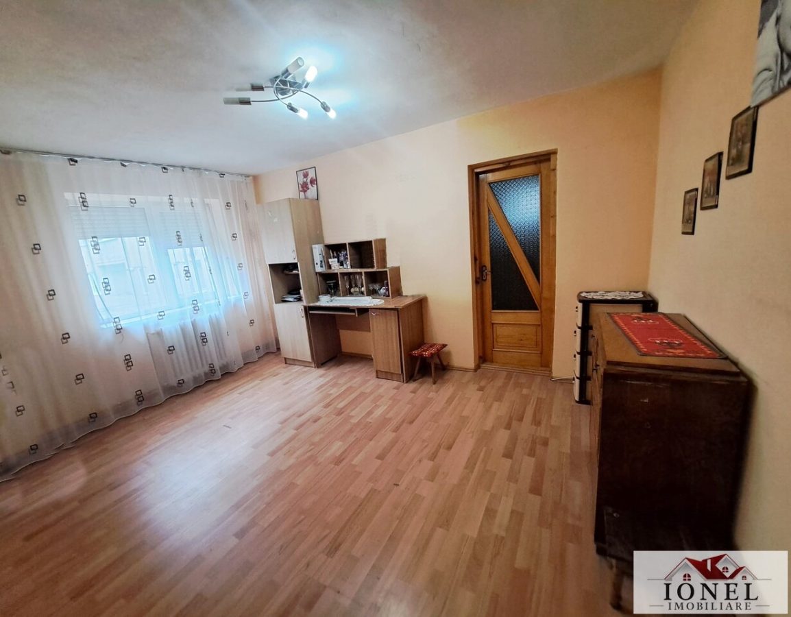 Vanzare apartament doua camere in Cugir, etaj 1 - Cugir