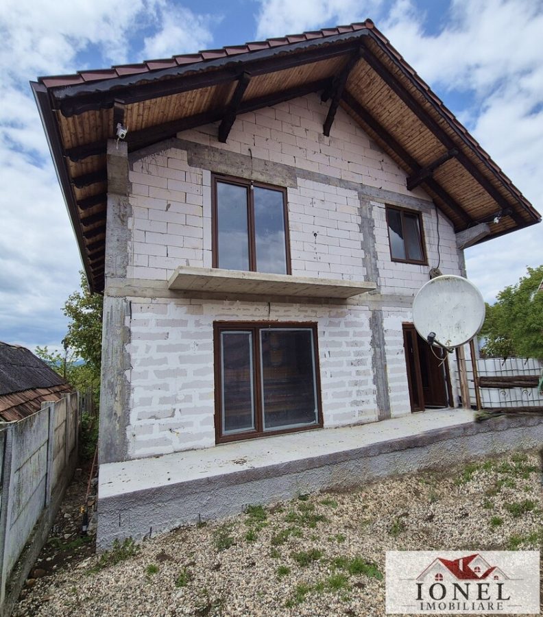 Casa de vanzare in Ciumbrud - 