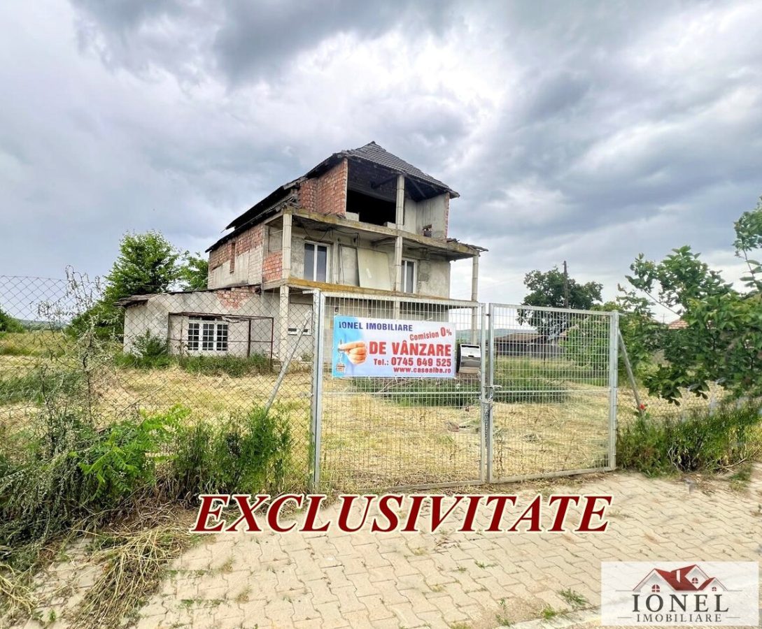 Vanzare casa semifinisata in Teius - 