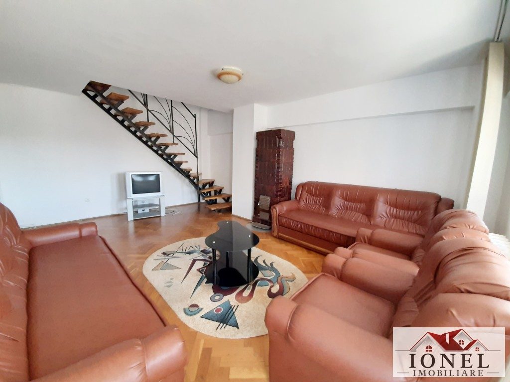 Apartament trei camere decomandat de vanzare in Centru, Alba Iulia - Alba Iulia