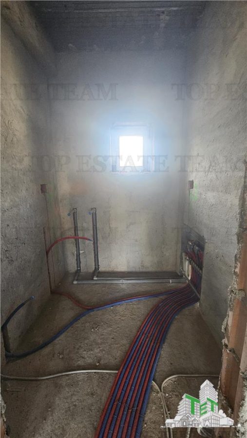 Spatiu comercial 120mp de inchiriat in centru Domnesti - foto 6