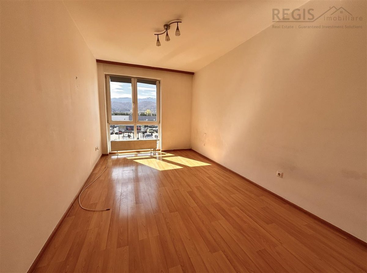 De vanzare | 3 camere decomandat, parcare si boxa | Bartolomeu - foto 11