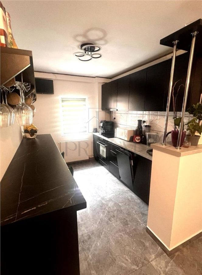 SOARELUI | 3 CAM | ET.2 | 2 BAI | ANVELOPAT | CENTRALA - foto 5