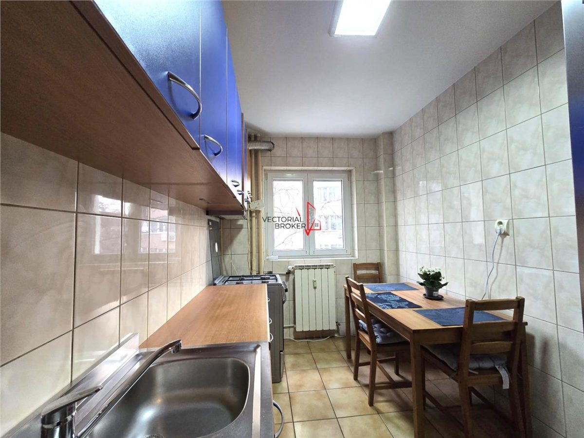 PRIMUL CHIRIAS- ParculTei Facultatea de Constructii - foto 5