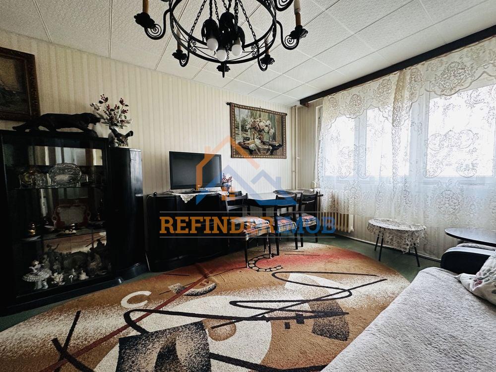 Brancoveanuâ€“ 3 camere decomandat Etaj 2  Bloc reabilitat - 