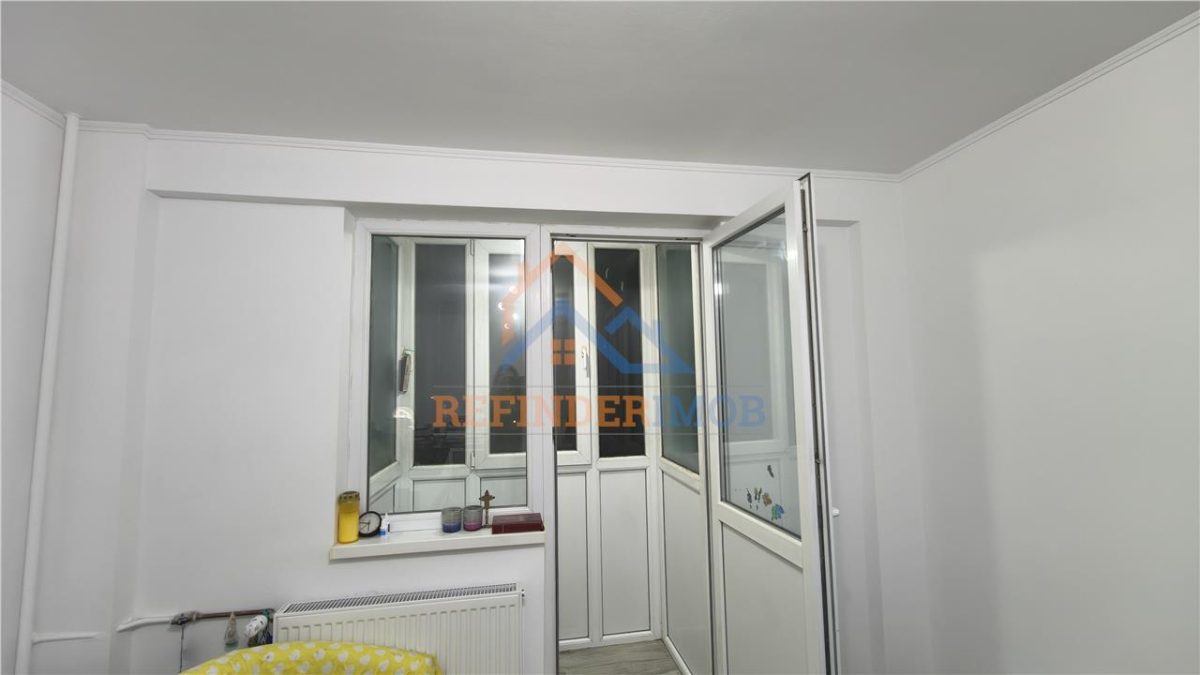 Apartament 2 camere Titan renovat integral - foto 2