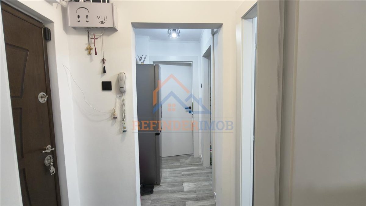 Apartament 2 camere Titan renovat integral - foto 3