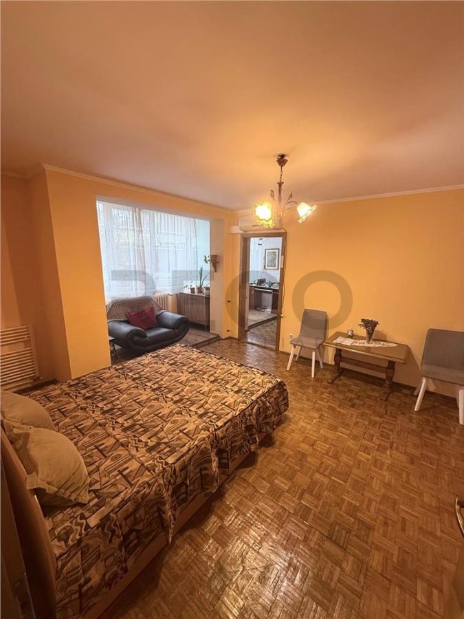 RECO Apartament X mare 2 camere zona foarte linistita Splaiul Crisanei - foto 2