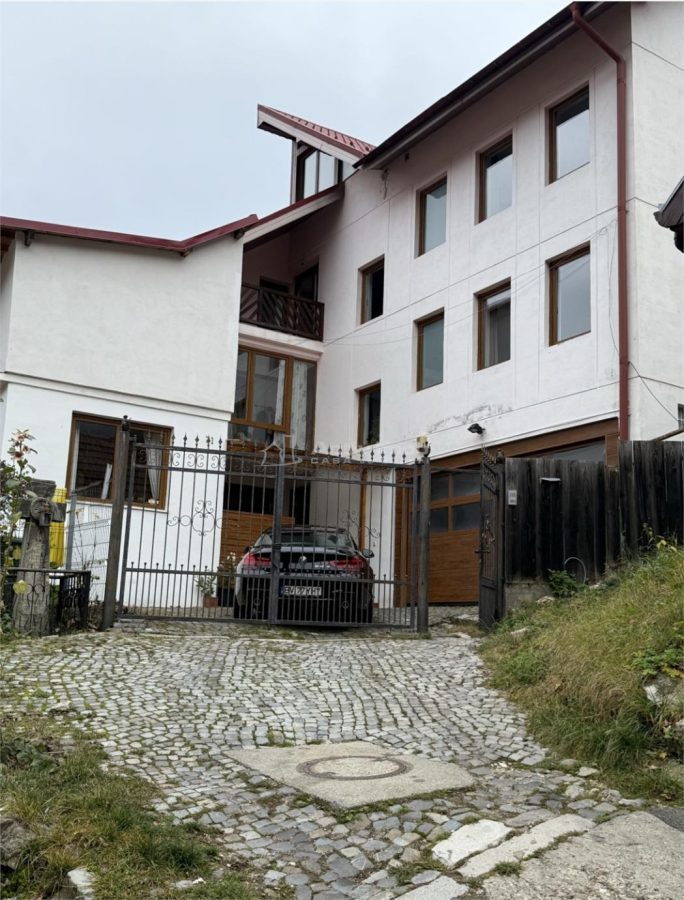 Casa  Centrul Vechi -Cazare Muncitori - 