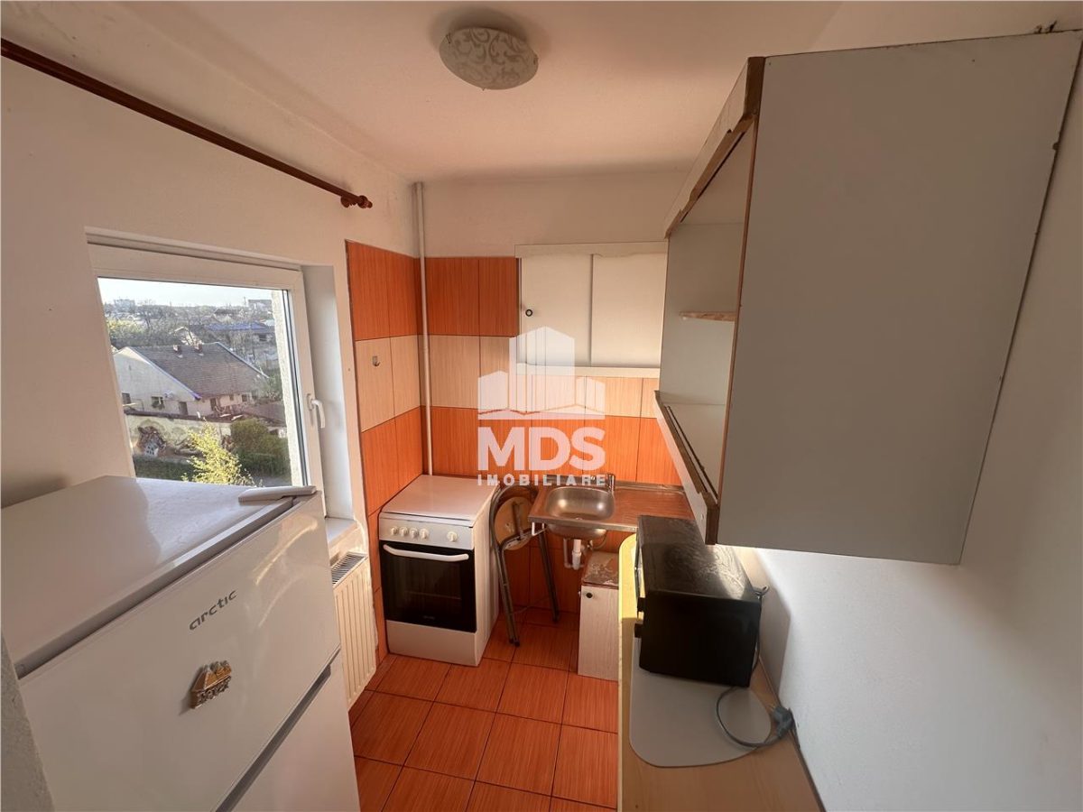 Mobilat si utilat la etajul 3 in zona Girocului - foto 3