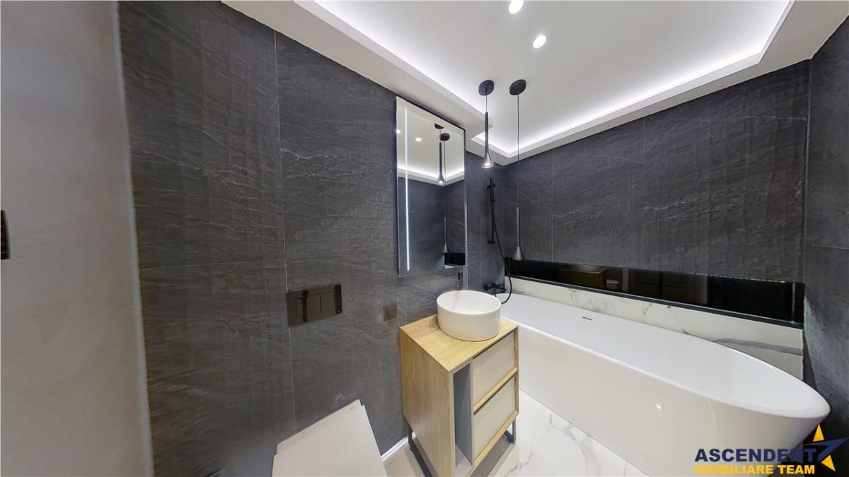 Cosmopolit Central, Studio  LUX in fin aliniament, parcare subteran - foto 5