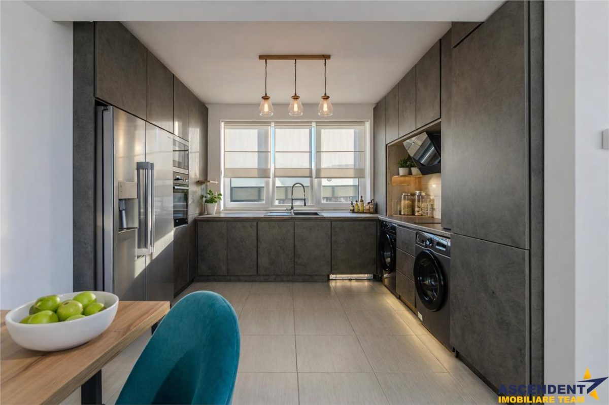 FILM&3D! Penthouse spatios,luminos,terasa generoasa,Maurer,Tractorul,Brasov. - foto 2