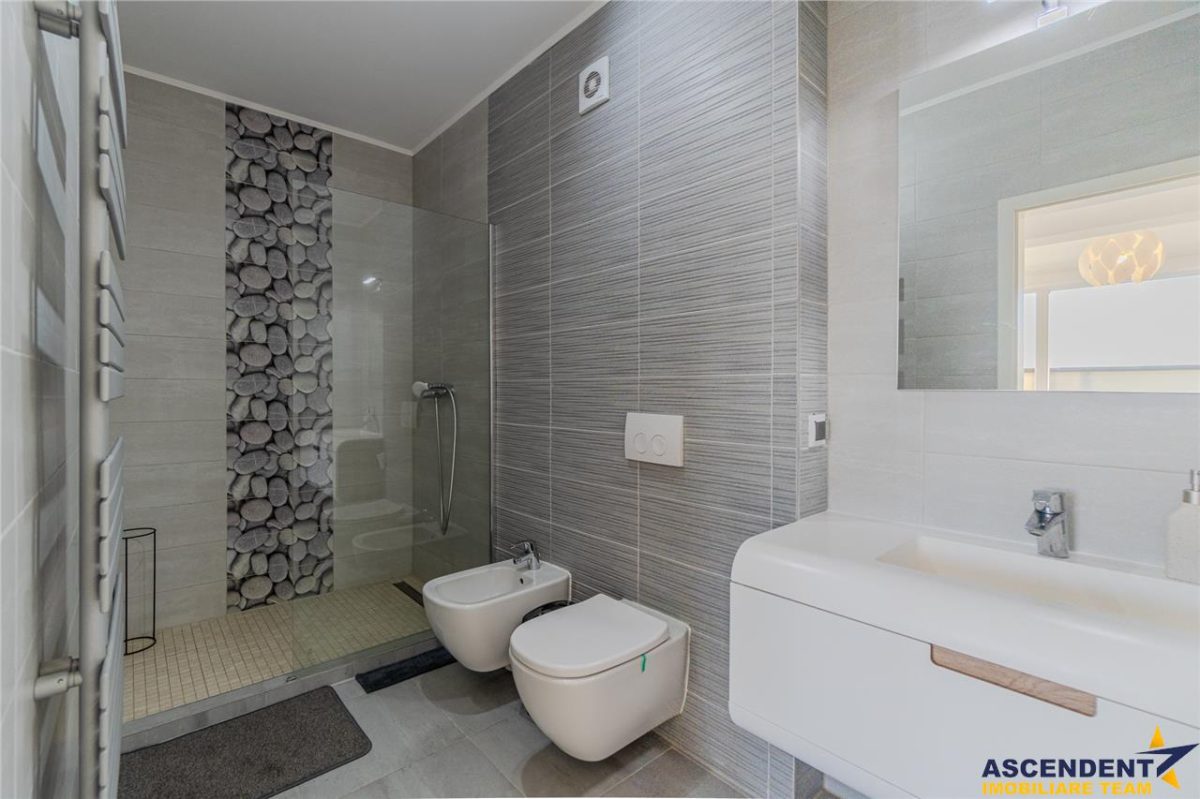 FILM&3D! Penthouse spatios,luminos,terasa generoasa,Maurer,Tractorul,Brasov. - foto 21