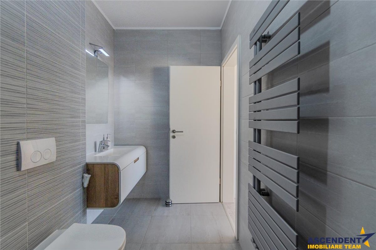 FILM&3D! Penthouse spatios,luminos,terasa generoasa,Maurer,Tractorul,Brasov. - foto 6