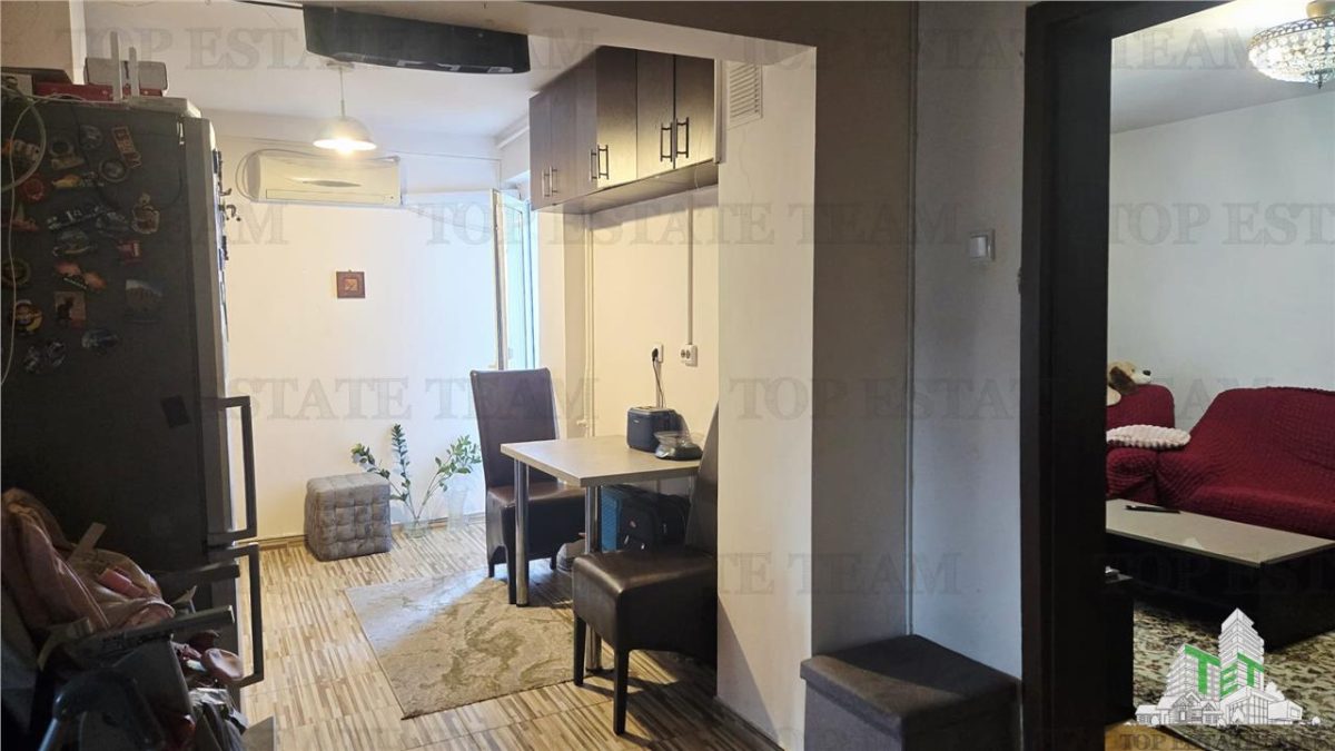 Apartament luminos cu 3 camere in zona Crangasi- pozitie excelenta,disponibil imediat - foto 13