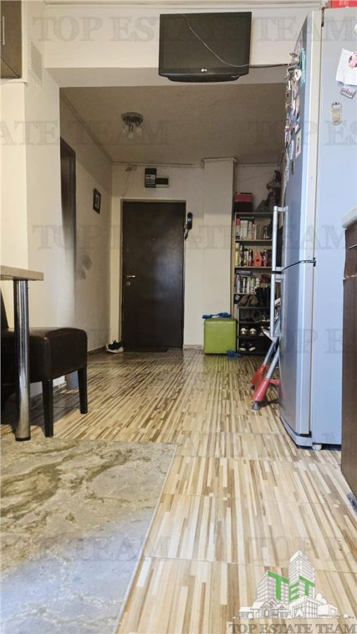 Apartament luminos cu 3 camere in zona Crangasi- pozitie excelenta,disponibil imediat - foto 3