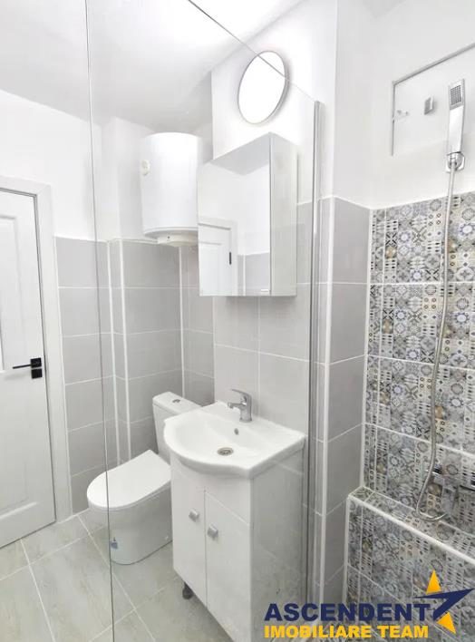 Garsoniera renovata, decomandata, in cartier Noua, Brasov - foto 3