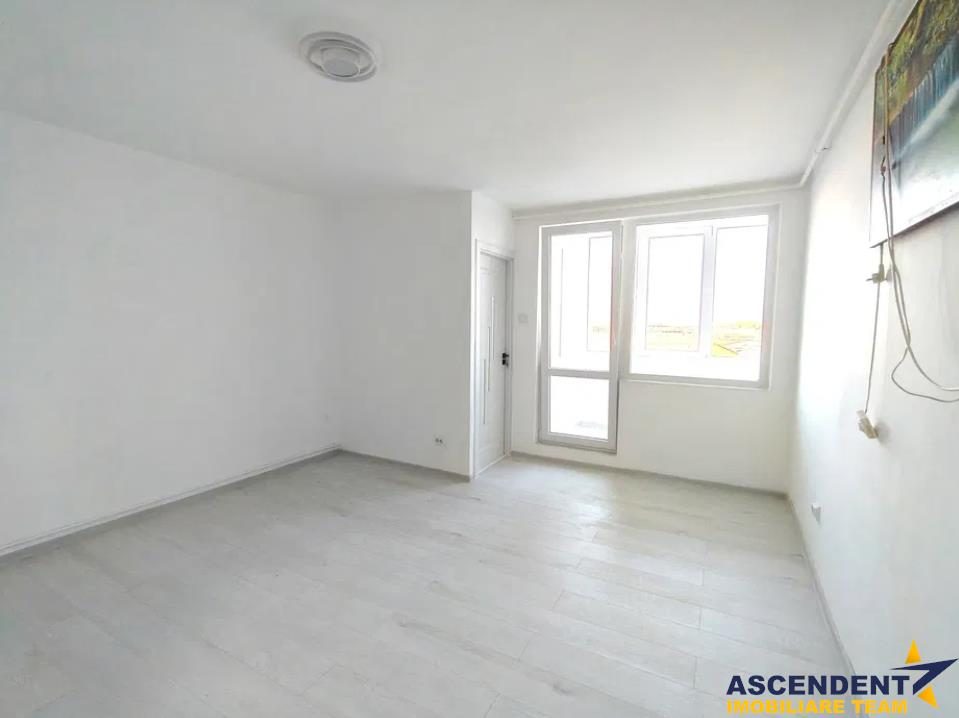 Garsoniera renovata, decomandata, in cartier Noua, Brasov - foto 8