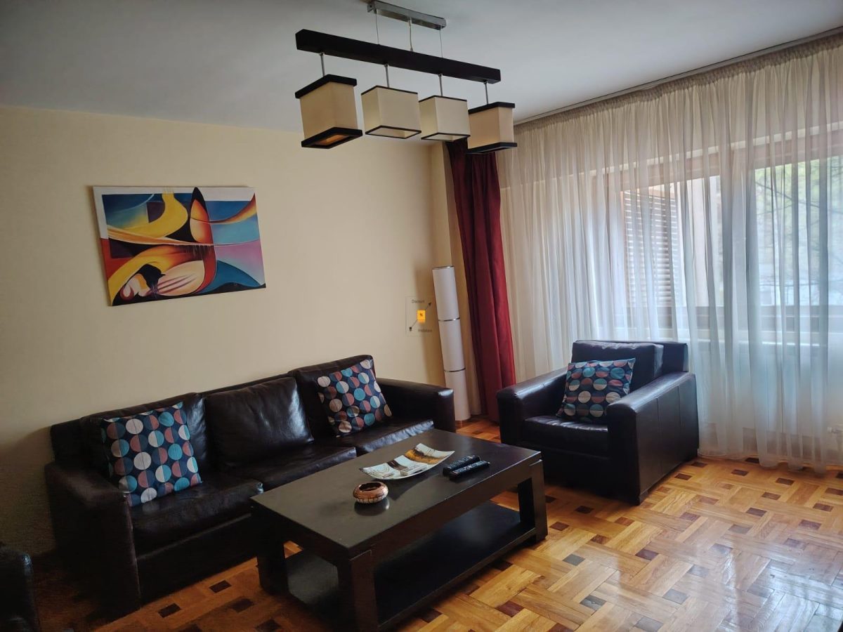 Apartament 3 camere/2 bai zona Ultracentrala - 