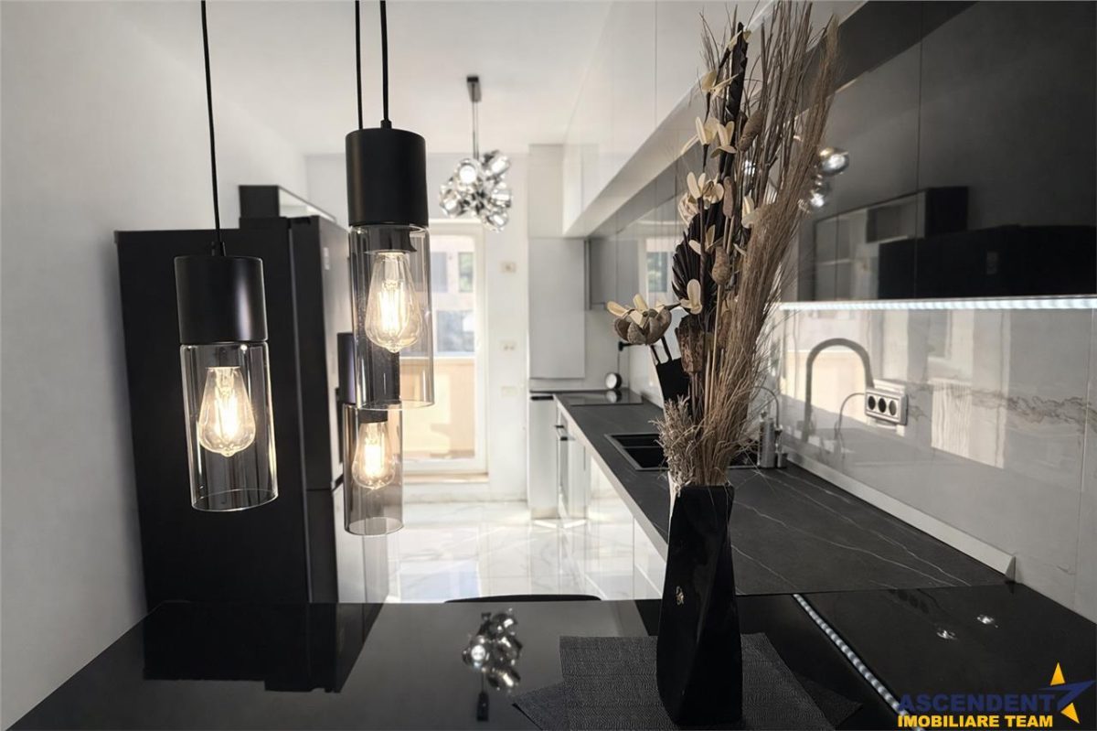 Prima inchiriere! Rezidenta Glamour, mobilata, utilata, terasa, Tractorul, Brasov - 