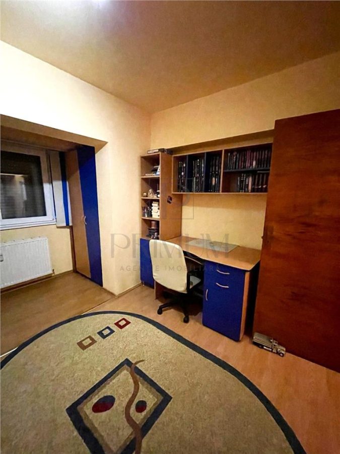 ARADULUI - ETAJ 1 - LIFT - BLOC IZOLAT - 3 CAMERE - 2 BAI - DECOMANDAT - foto 2