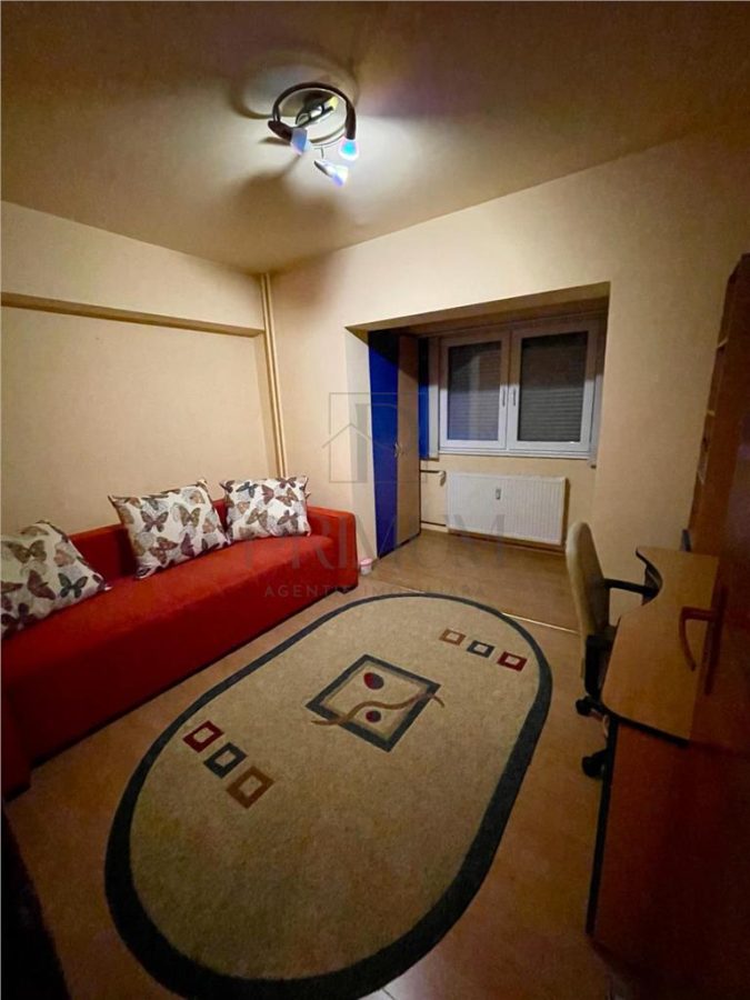 ARADULUI - ETAJ 1 - LIFT - BLOC IZOLAT - 3 CAMERE - 2 BAI - DECOMANDAT - foto 9