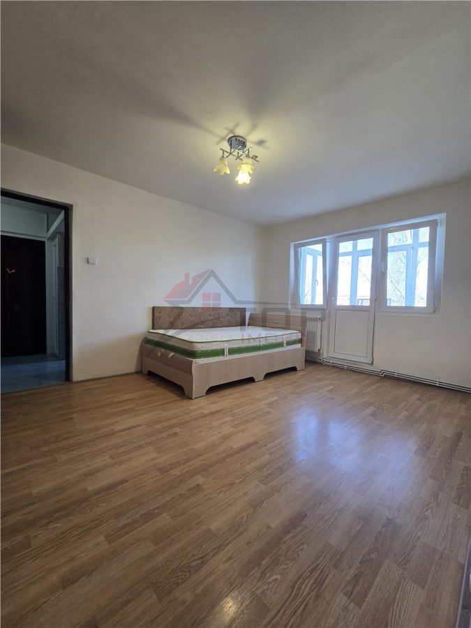 Etaj 2 - Mircea cel Batran, 2 camere, liber - foto 9