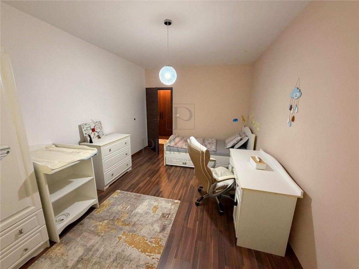 Apartament deosebit - scara interioara - Zona Ring / Torontalului - foto 12