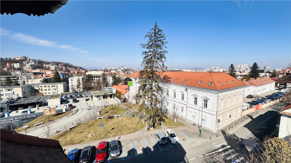 Apartament în casa 5camere - scara interioara - Magazin Star - foto 17