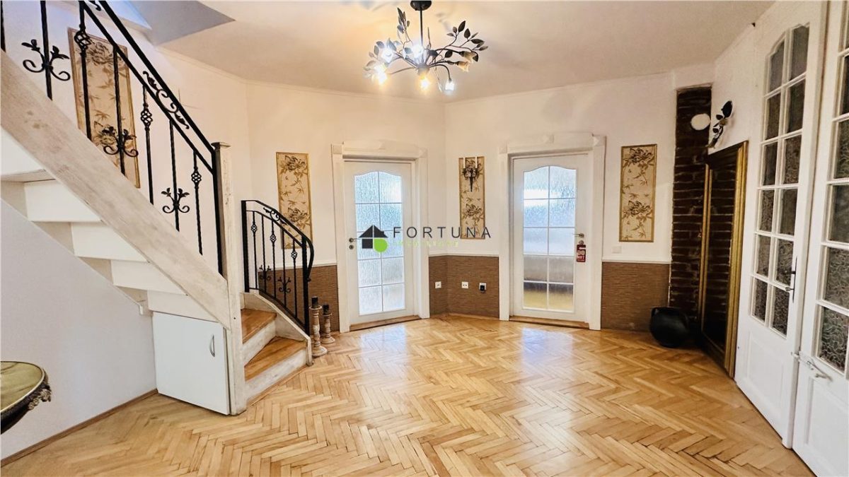 Apartament în casa 5camere - scara interioara - Magazin Star - foto 3