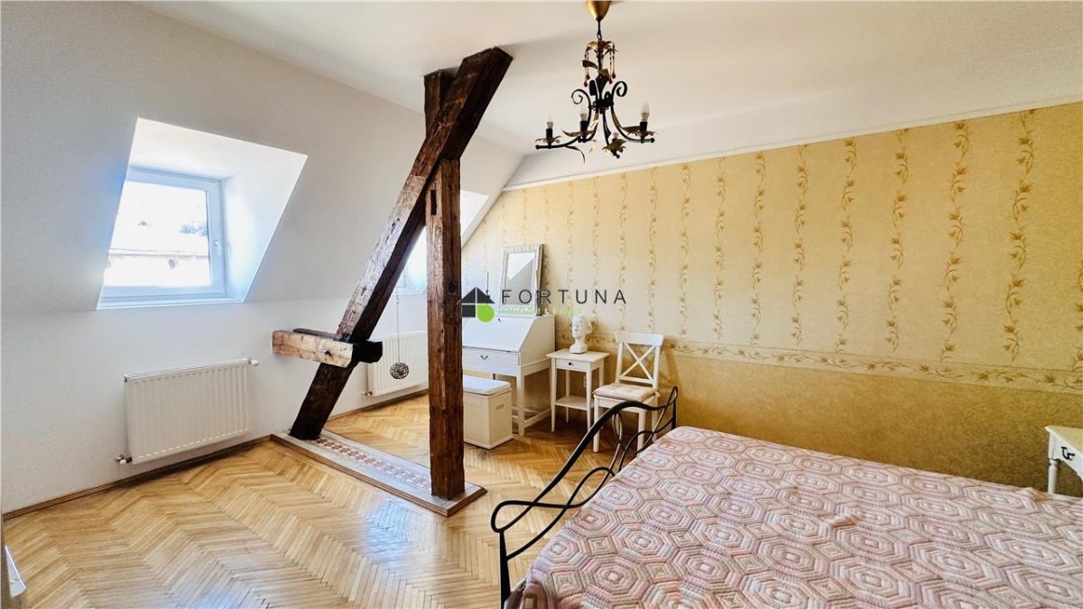 Apartament în casa 5camere - scara interioara - Magazin Star - foto 5
