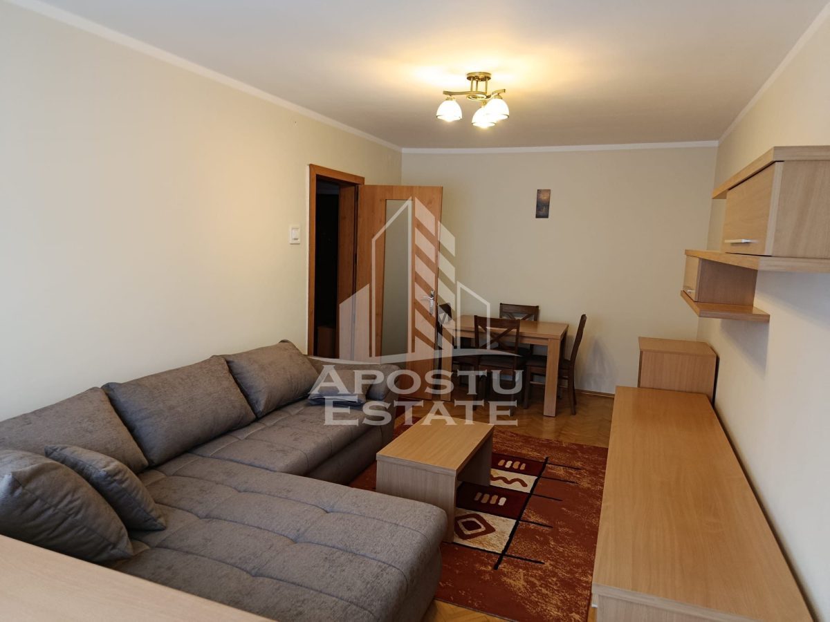 Apartament cu 3 camere de inchiriat, Zona Cetatii, Timisoara - 
