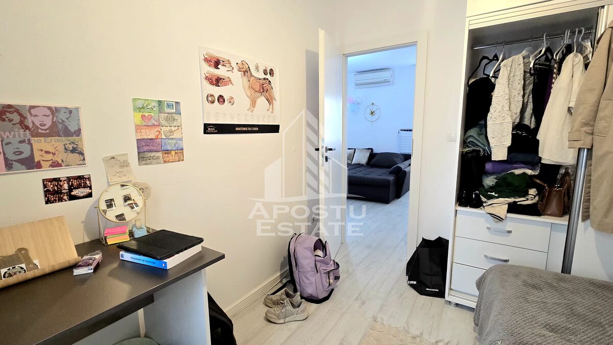 Apartament 3 camere si 2 bai de vanzare, terasa, bloc nou,Torontalului - foto 14