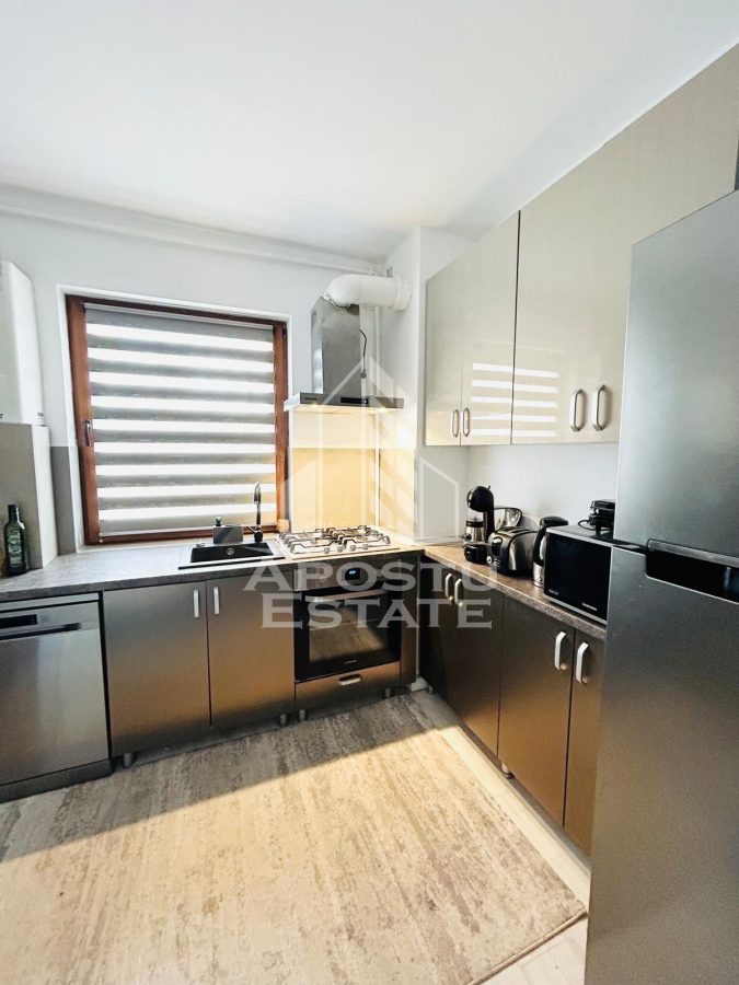 Apartament 3 camere si 2 bai de vanzare, terasa, bloc nou,Torontalului - foto 3