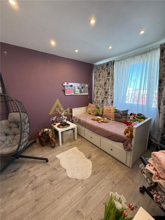 {Bulevardul 1 Decembrie } Apartament 3 camere mobilat-utilat - foto 7