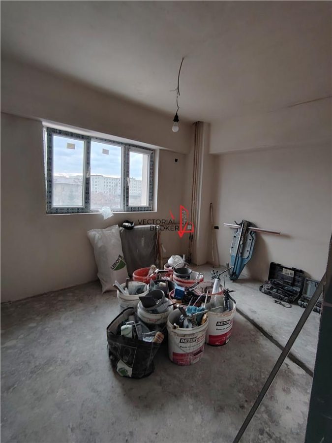 Apartament 4 camere Metrou Obor In Renovare - foto 14