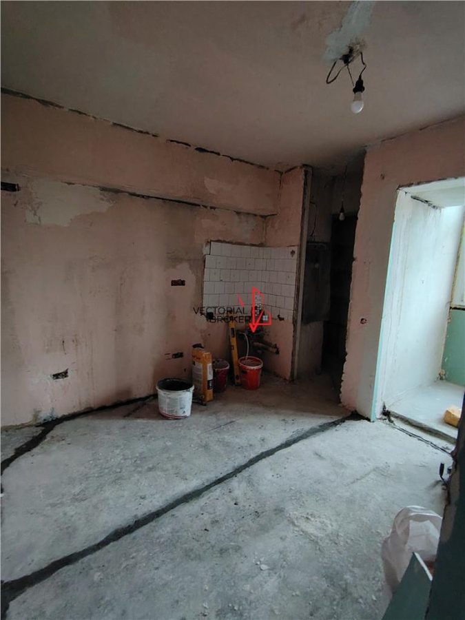 Apartament 4 camere Metrou Obor In Renovare - foto 4