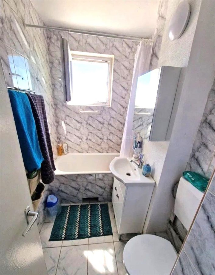 Baia Mare Vanzare | Apartament 2 Camere renovat mobilat utilat - foto 3