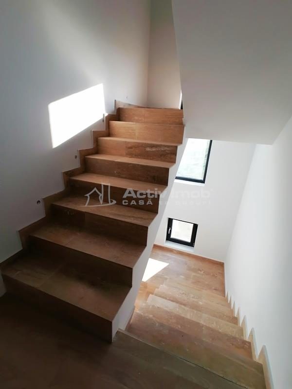 Casa- Vila -  soseaua Bucuresti - Magurele -Carrefour(fosta Cora)- 195000E-  tva inclus - COMISION 0! - foto 11