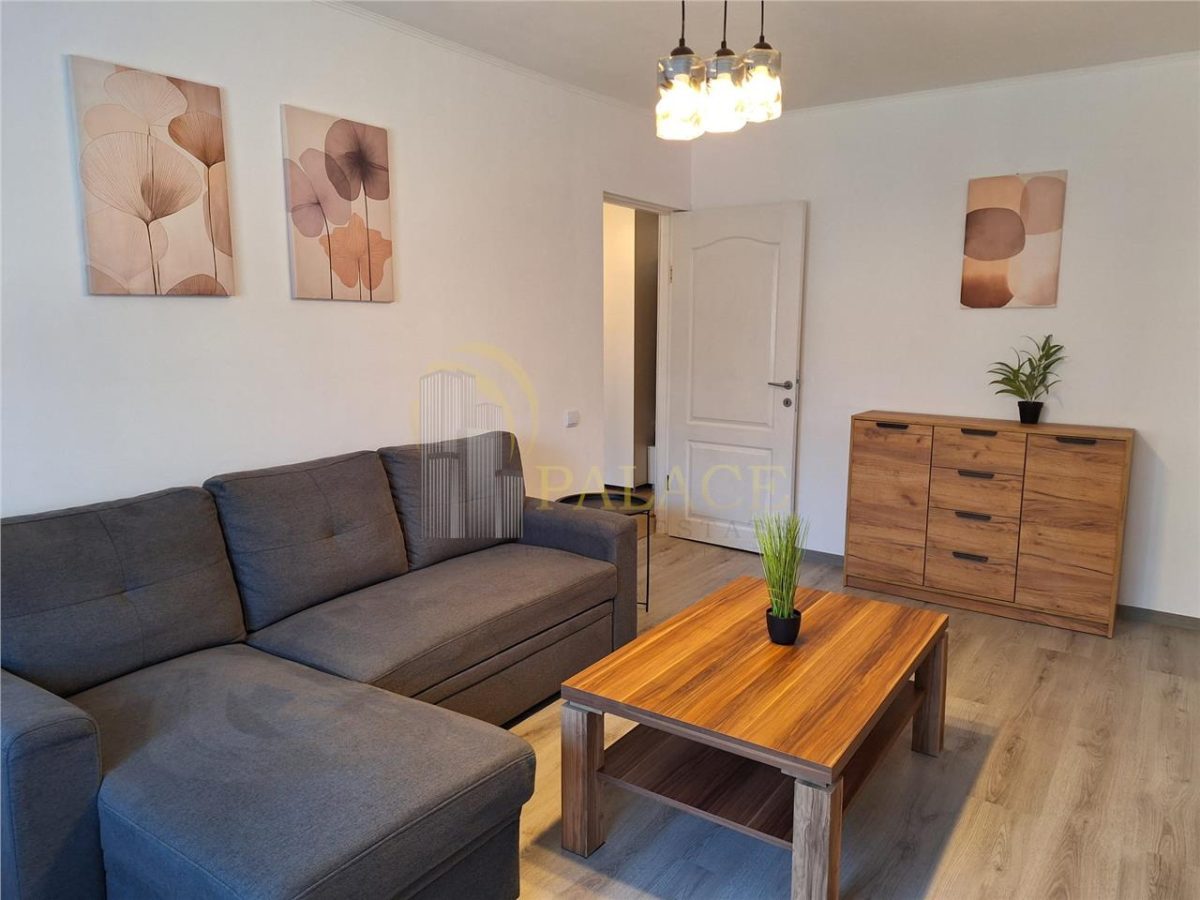 Apartament 2 camere Podul de Fier - foto 2