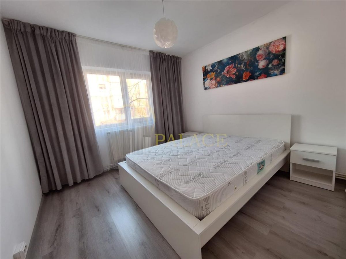 Apartament 2 camere Podul de Fier - foto 4
