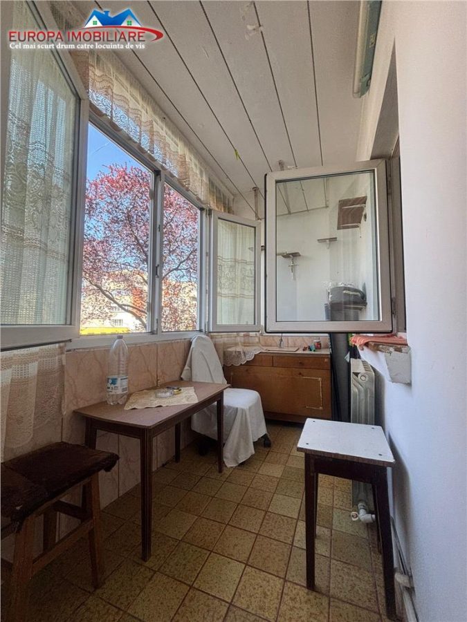 Apartament 2 camere de vanzare zona E3 -Tulcea - foto 6