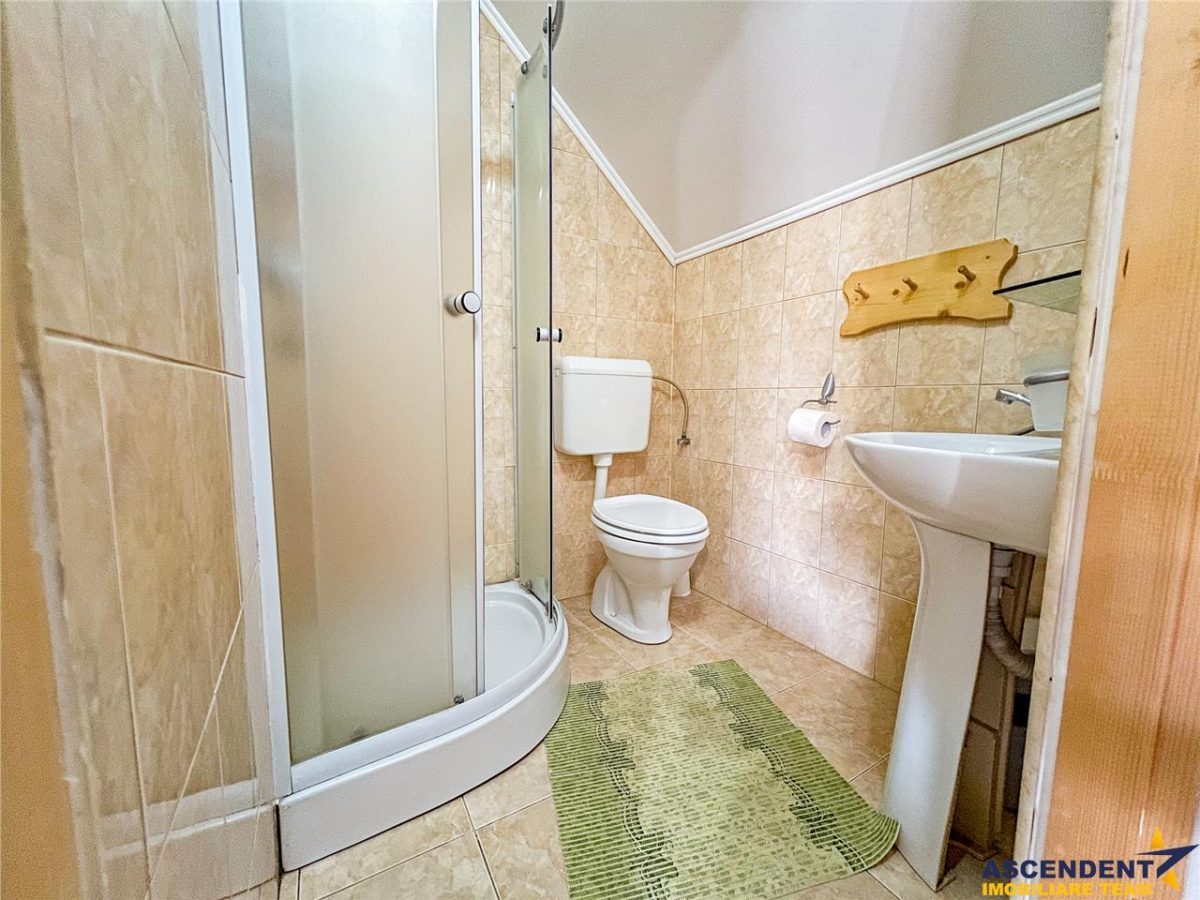 FILM! Vila pe 7 camere: rezidential/ turism, in Covasna, Central - foto 15