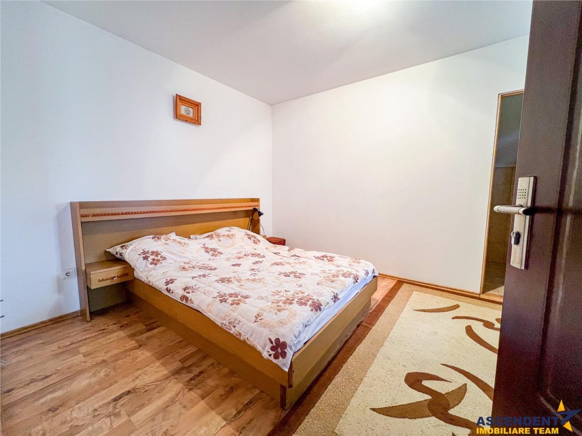 FILM! Vila pe 7 camere: rezidential/ turism, in Covasna, Central - foto 16