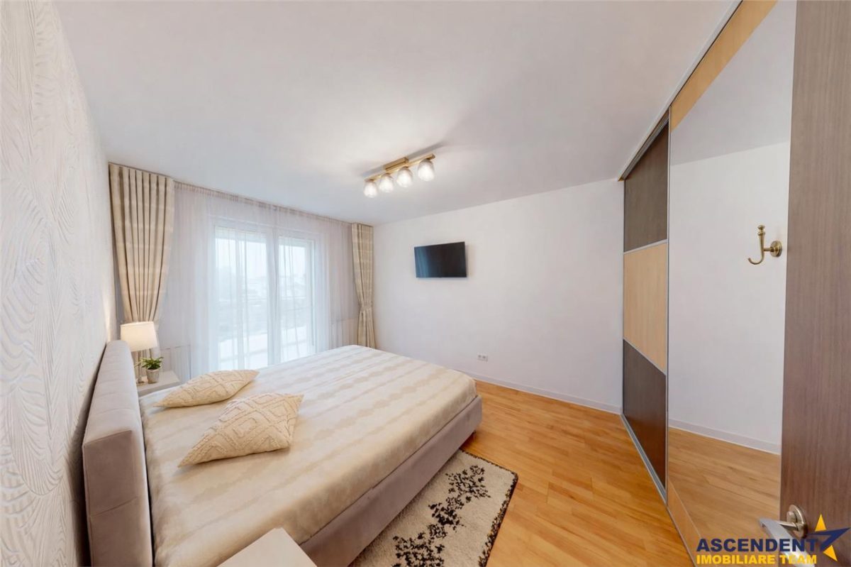 FILM& 3D! Spatialitate si confort: apartament 4 camere, Central, Brasov. - foto 9
