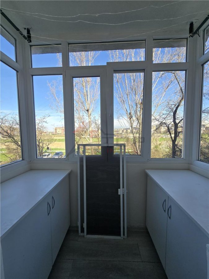 Etaj 2 - Mircea cel Batran, 2 camere, liber - foto 3